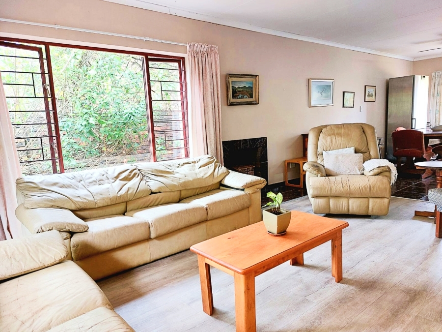2 Bedroom Property for Sale in The Island Western Cape